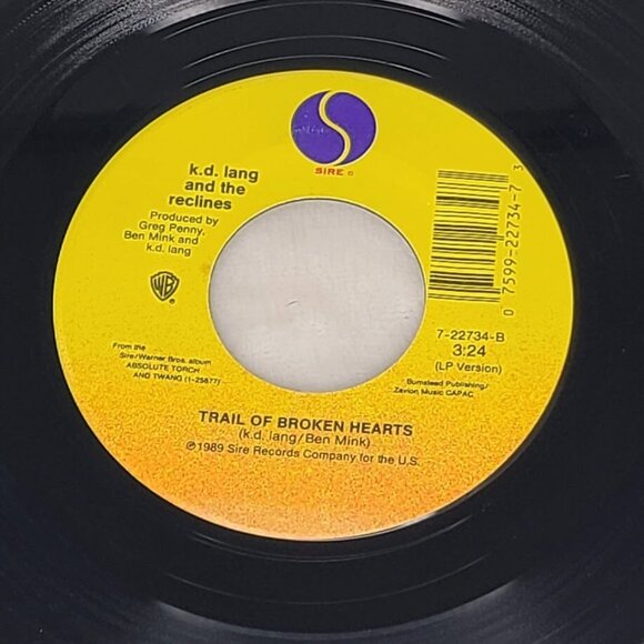 K.D. Lang And the Reclines Three Days / Trail Of Broken Hearts 45 RPM Vinyl 1989 - Picture 3 of 5